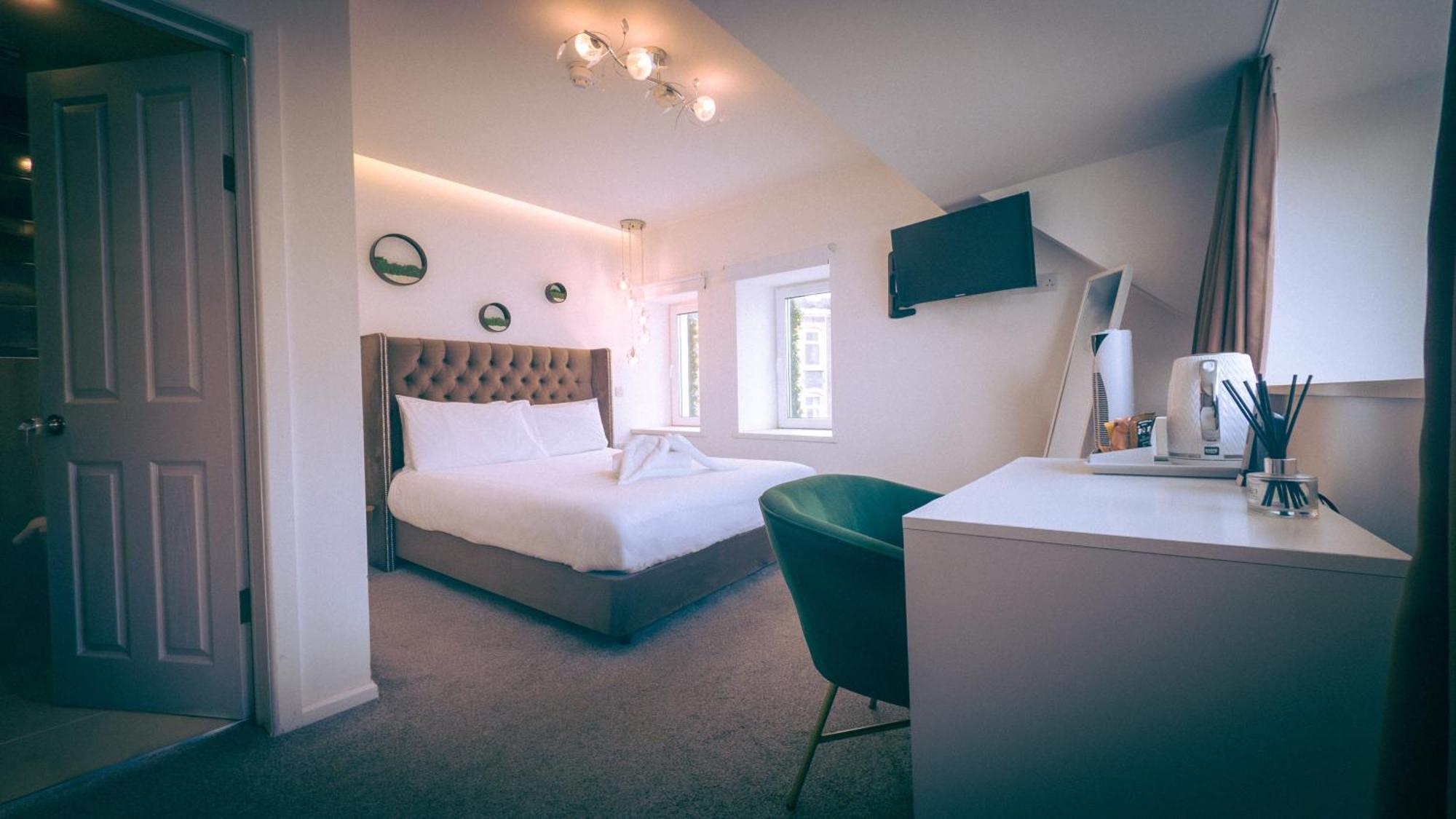 Oyo Newquay Beach Hotel Екстериор снимка