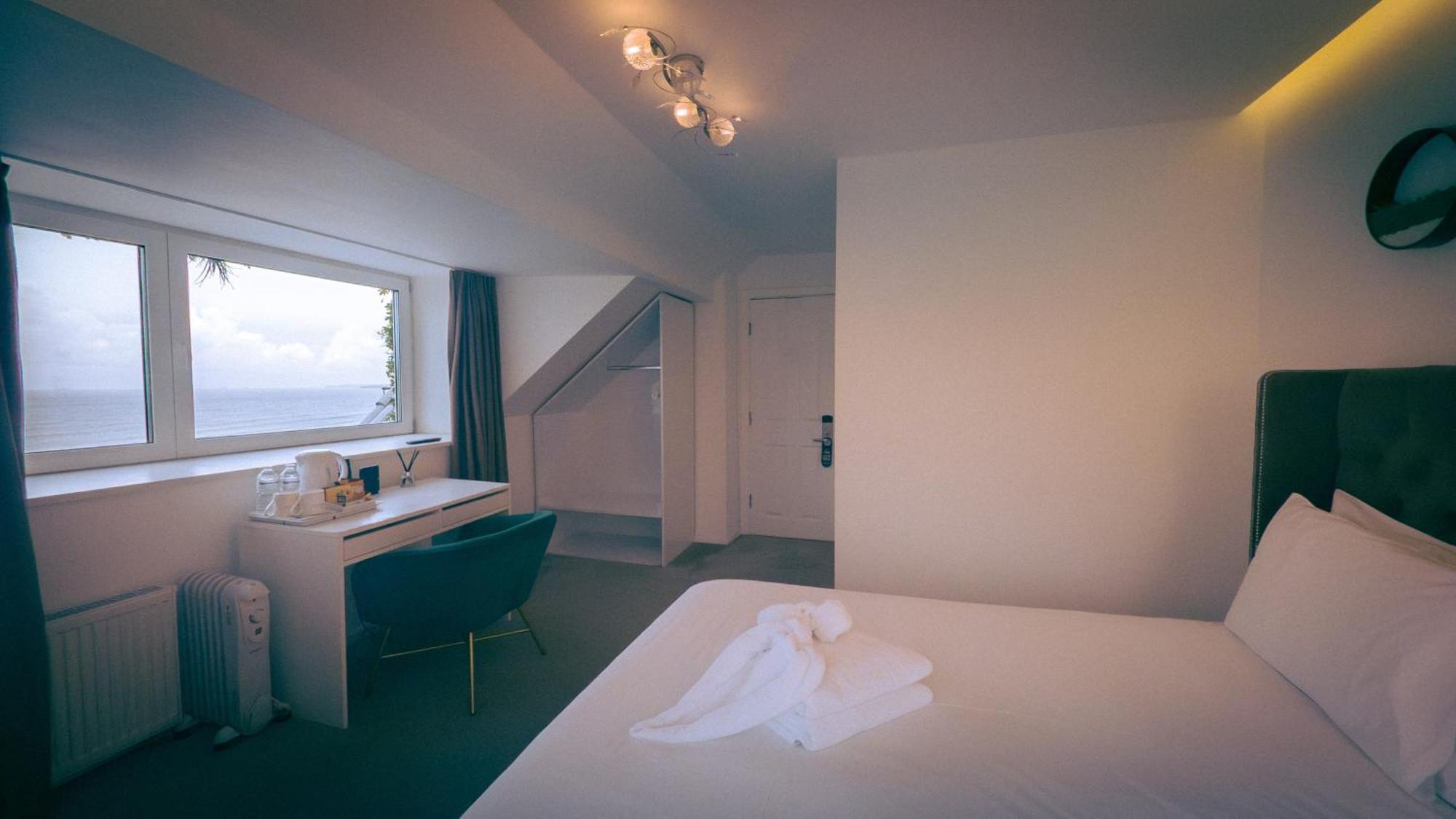 Oyo Newquay Beach Hotel Екстериор снимка