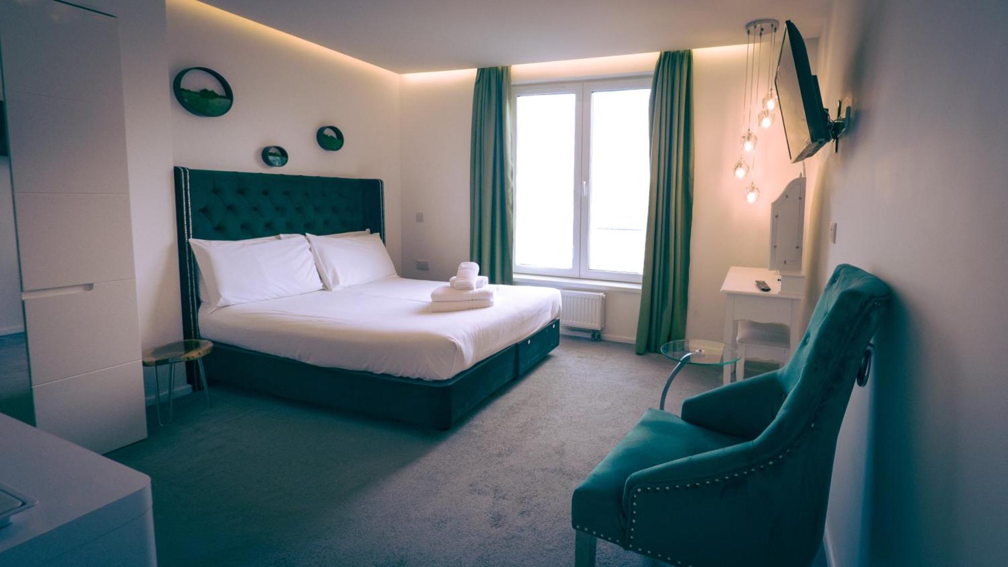 Oyo Newquay Beach Hotel Екстериор снимка